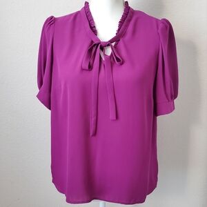 Magenta short-sleeved blouse